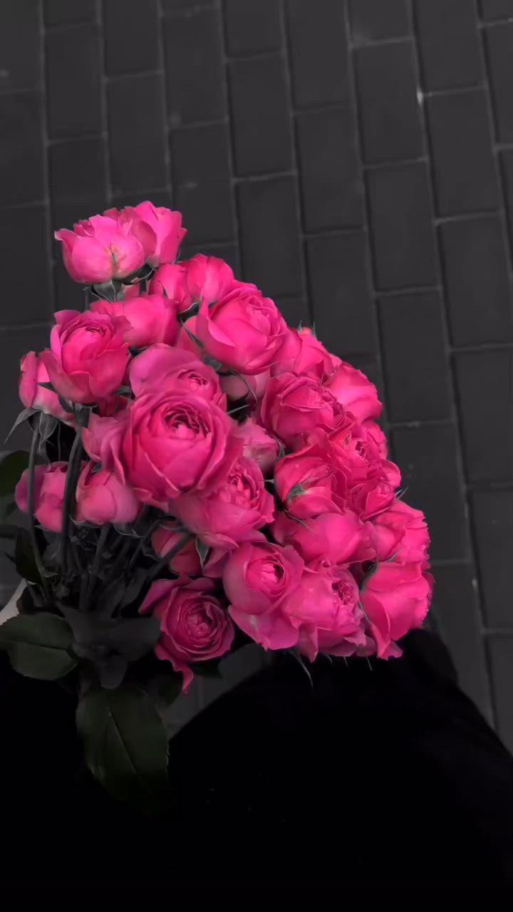 Corporate meeting room with carefully timed floral arrangements that maintain elegance throughout business hours